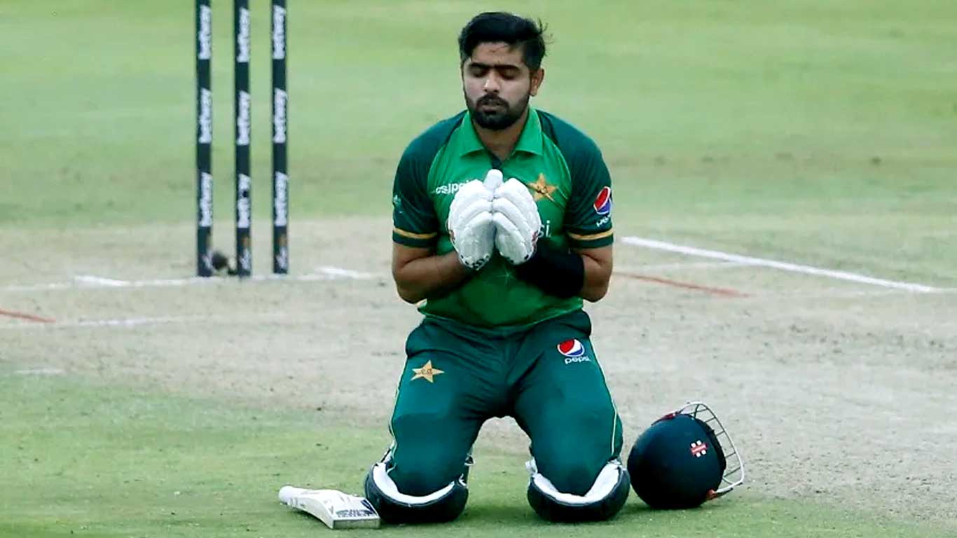 বাবর আজম আইসিসি প্লেয়ার অব দ্য মান্থ মনোনীত হয়েছেন।