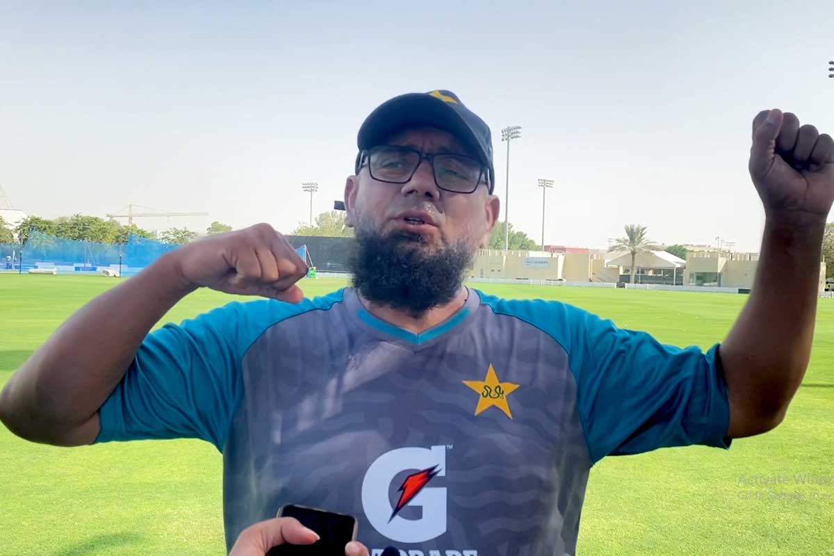 ভারত-পাকিস্তান ম্যাচ নিয়ে পাকিস্তানের কোচ অনুশীলনের সময় দিলেন ভিন্ন বার্তা।