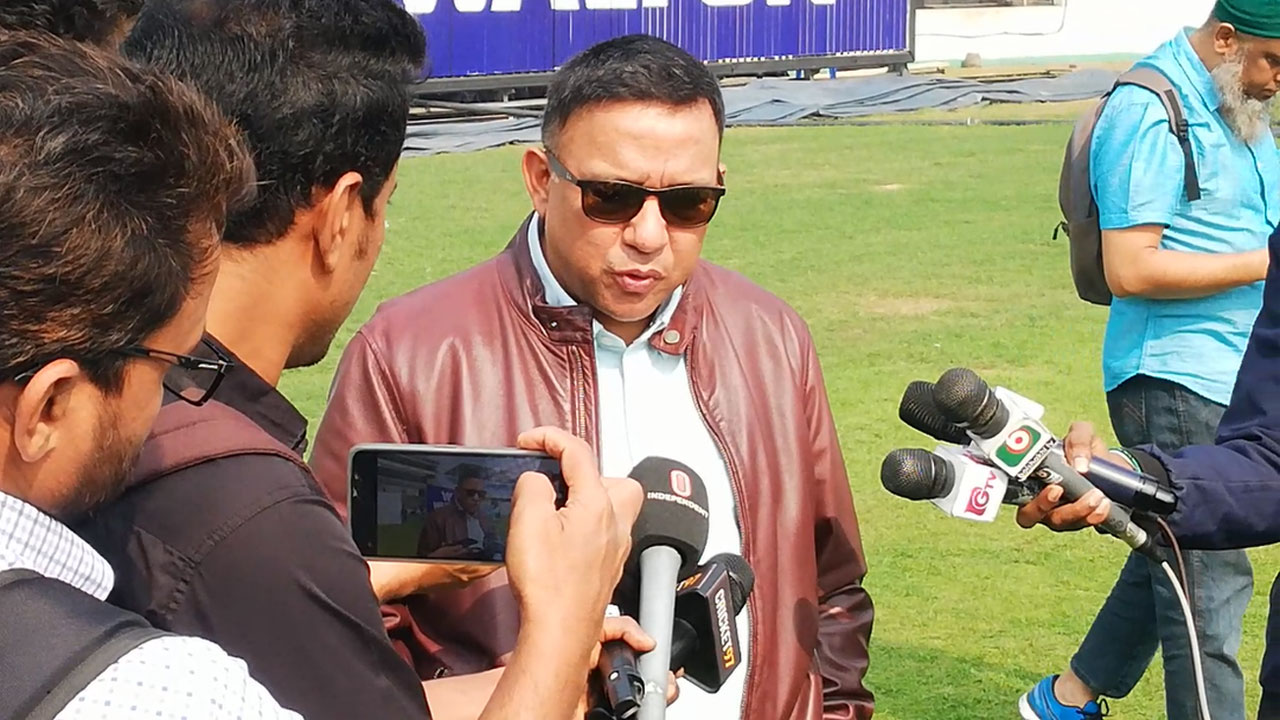 দেশের মাটিতে ভারতকে হারালেও সুজন কেনো দলের সাথে নেই?