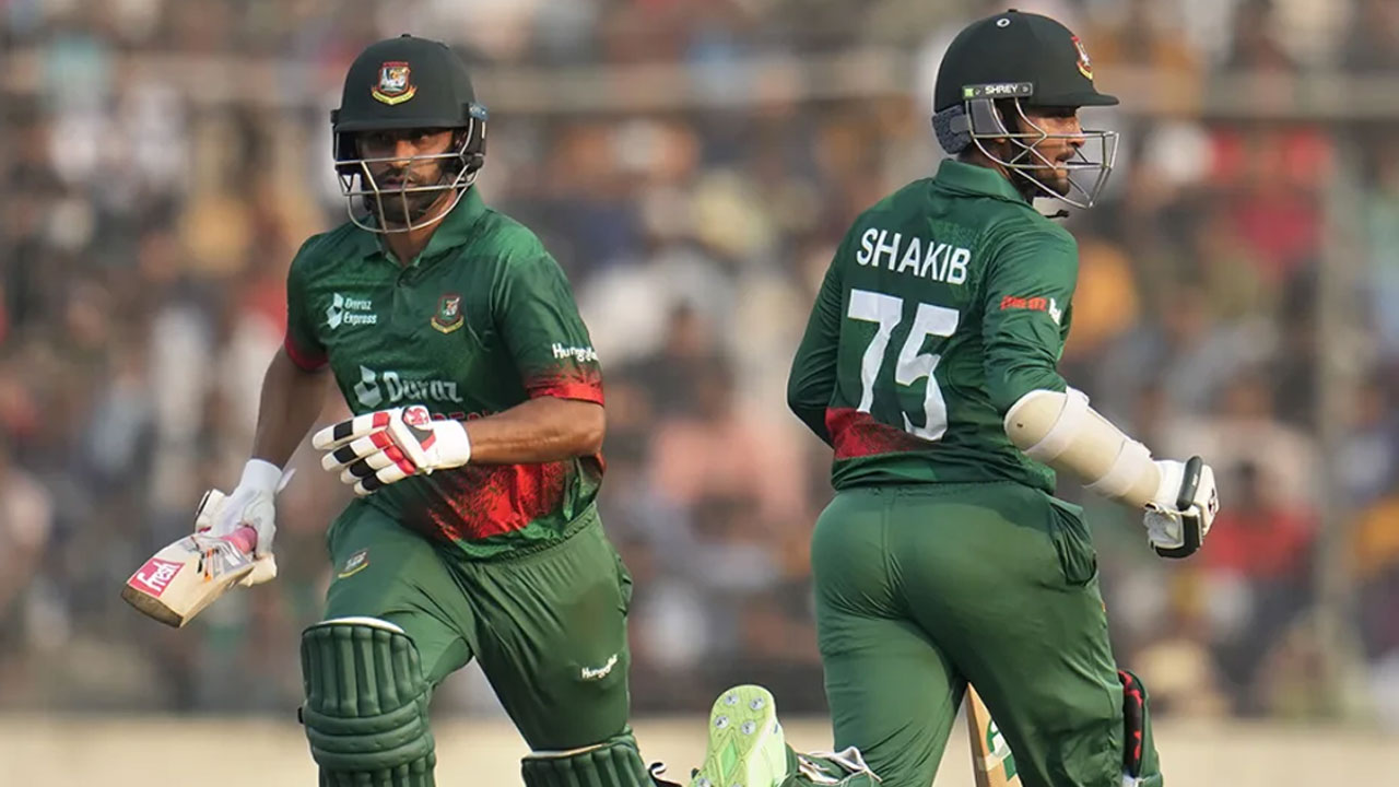 ৩২৭ রানের লক্ষ্য দেখেই বুকে কাঁপন ধরেছিলো বাংলাদেশের।