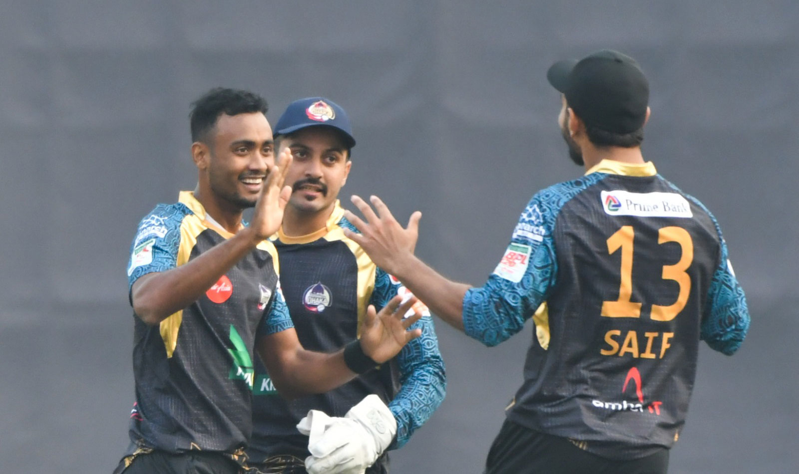 বিপিএল ২০২৪ এর প্রথম হ্যাটট্রিক শরিফুলের।