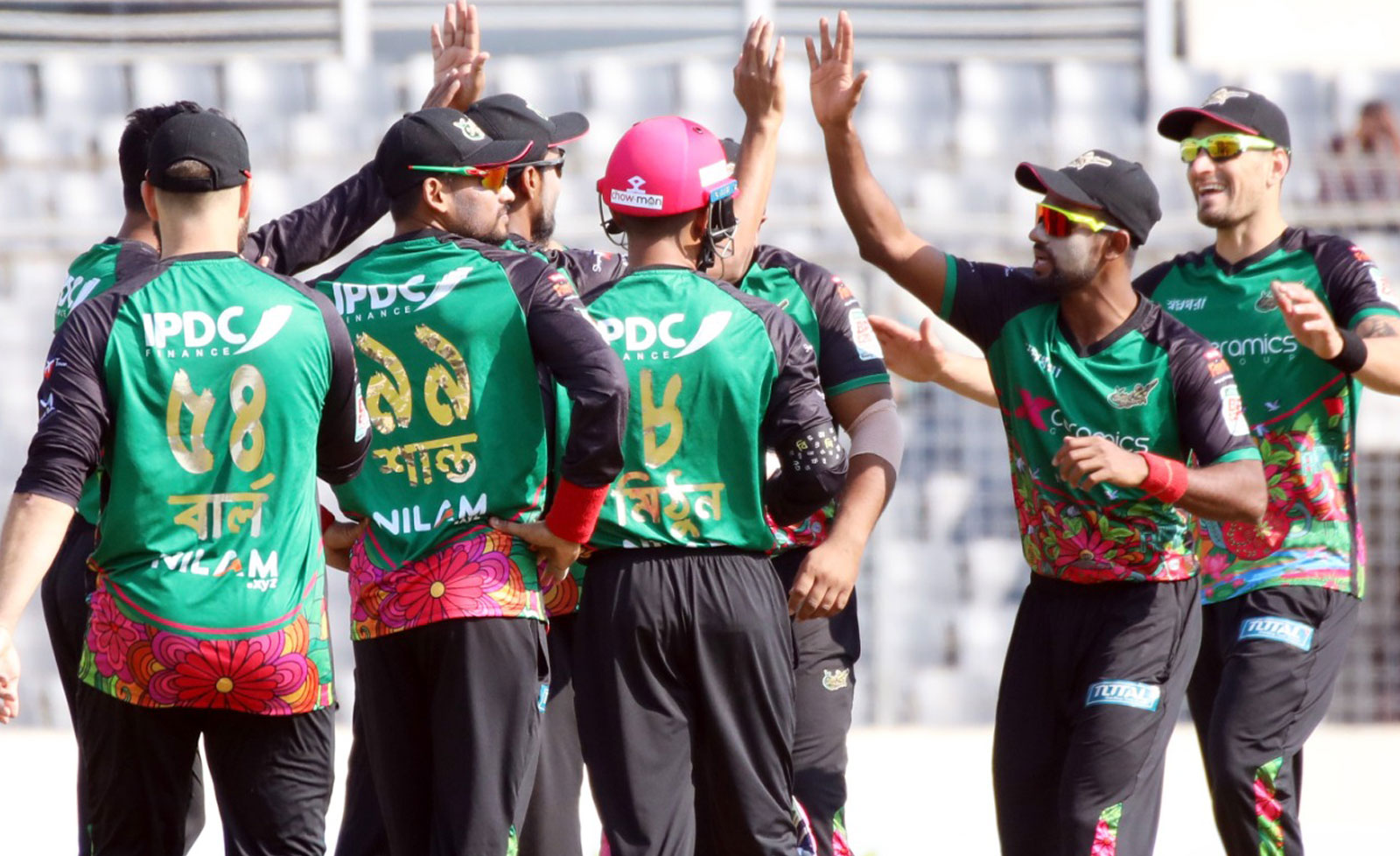 খুলনা টাইগার্সকে হারিয়ে আবারো জয়ে ফিরলো সিলেট স্ট্রাইকার্স।