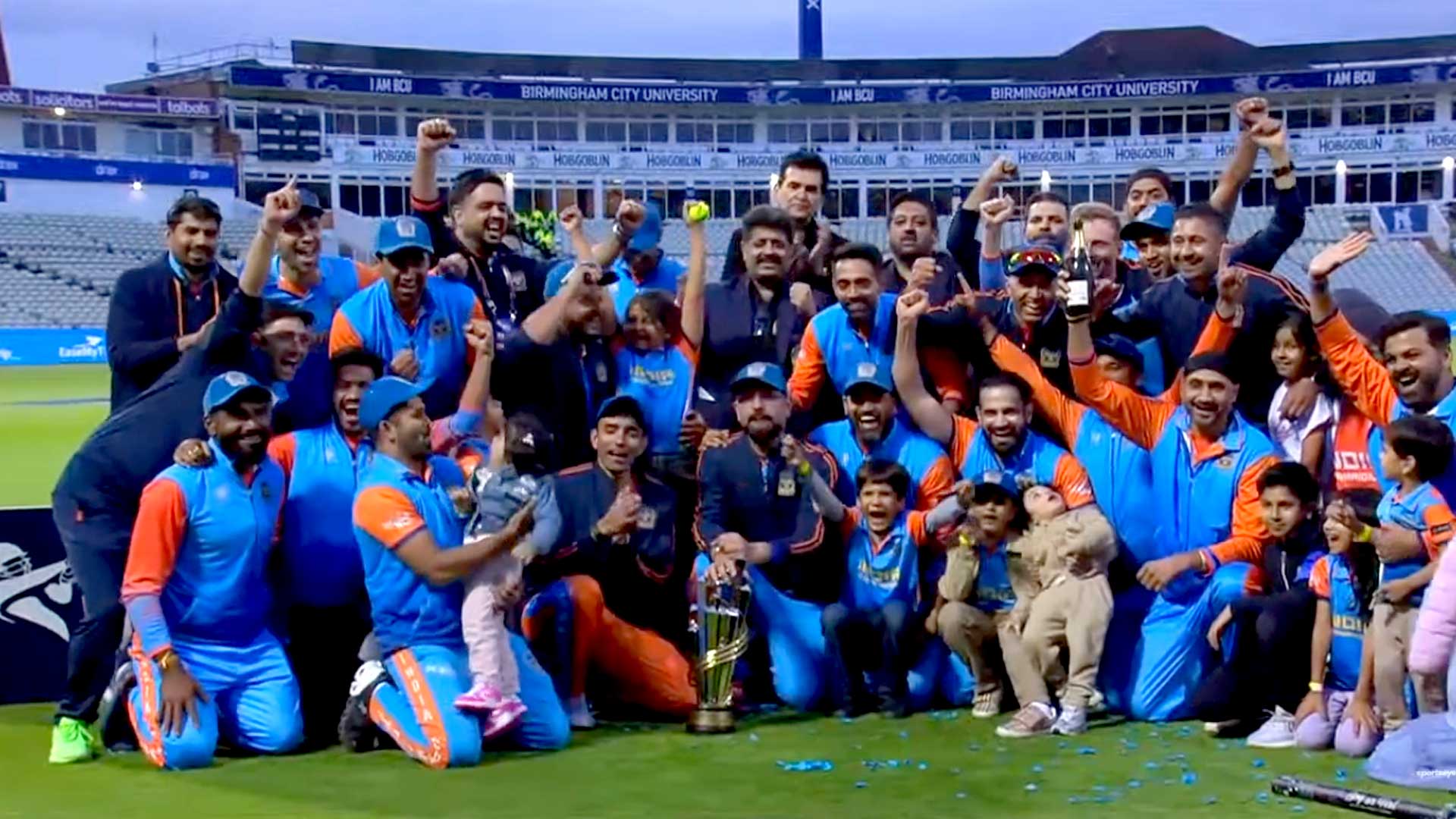 পাকিস্তানকে হারিয়ে ওয়ার্ল্ড চ্যাম্পিয়নশিপ অফ লিজেন্ডস চ্যাম্পিয়ন ভারত।