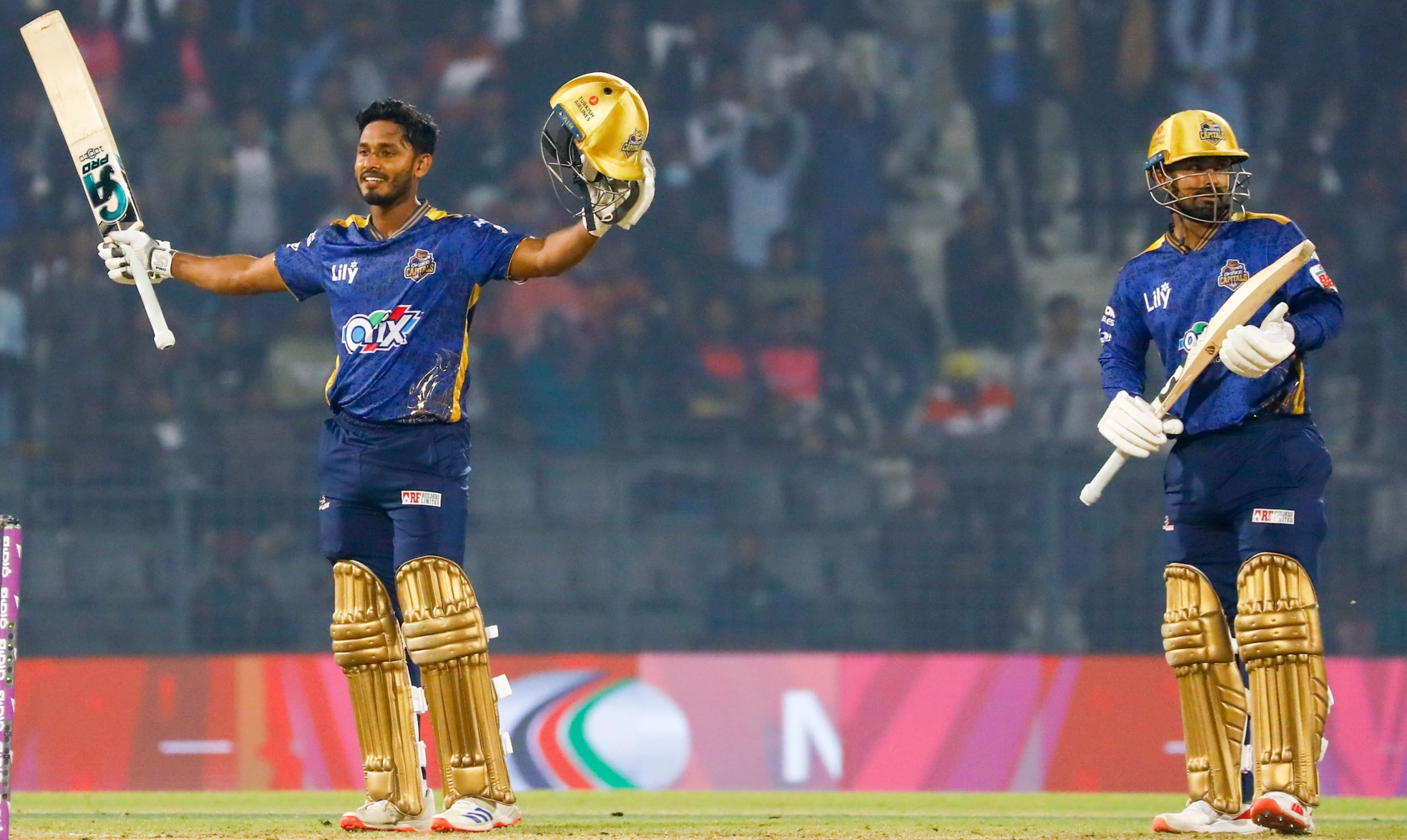 এবার বিপিএল যেন ভেঙ্গে দিচ্ছে সেঞ্চুরি সকল রেকর্ড